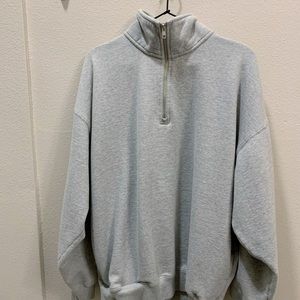 Brandy Melville Missy Sweatshirt Light Gray